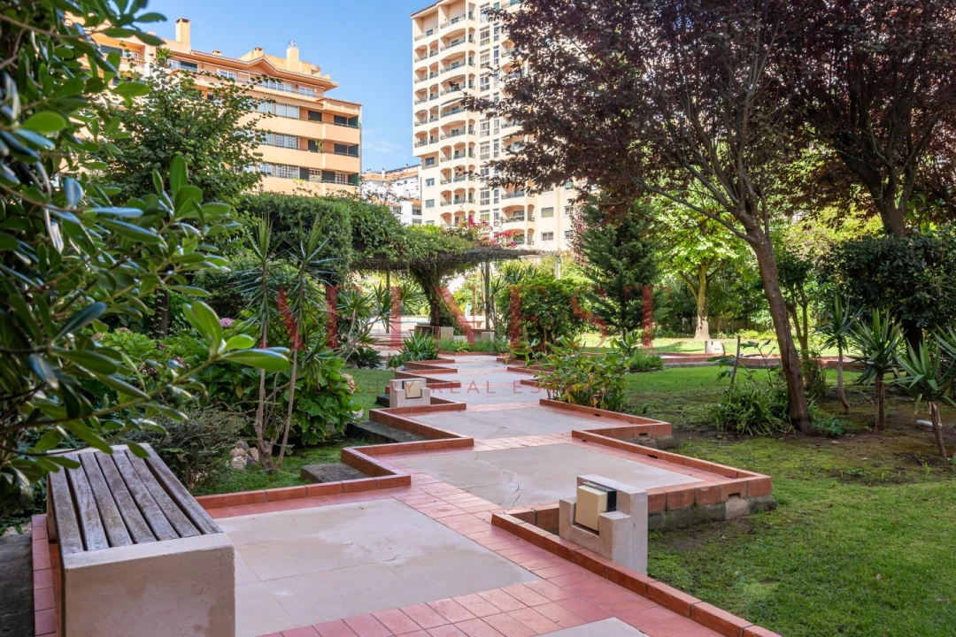 Apartamento T2 para Arrendamento em Cascais e Estoril Foto 36