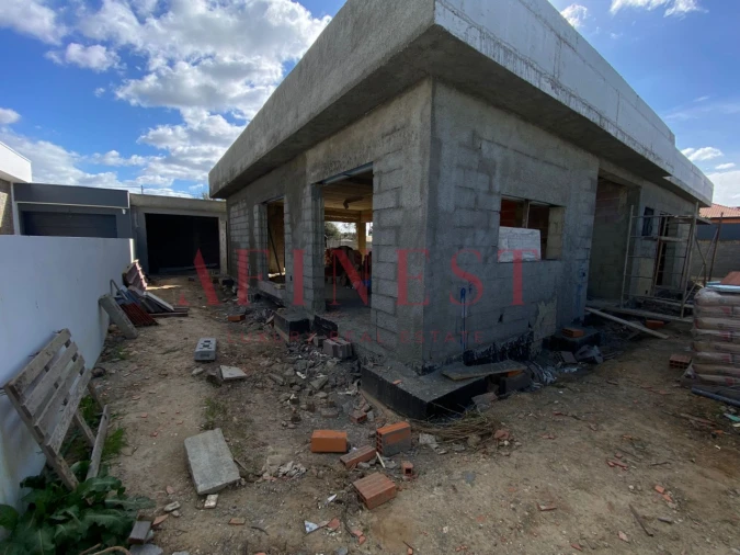 Moradia T4 para Venda em Quinta do Anjo Foto 4