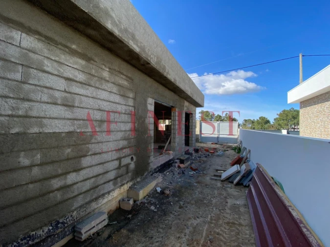 Moradia T4 para Venda em Quinta do Anjo Foto 38