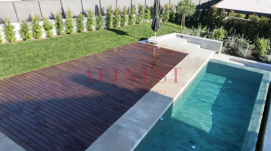 Moradia T5 para Venda em Cascais e Estoril Foto 26