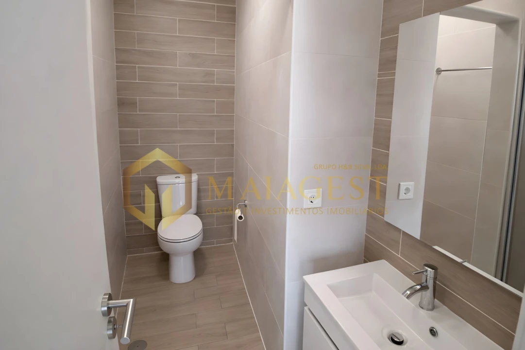 Apartamento T3 para Venda em Gondomar (São Cosme), Valbom e Jovim Foto 16