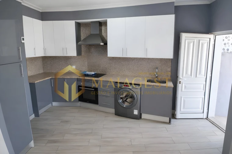 Apartamento T3 para Venda em Gondomar (São Cosme), Valbom e Jovim Foto 11