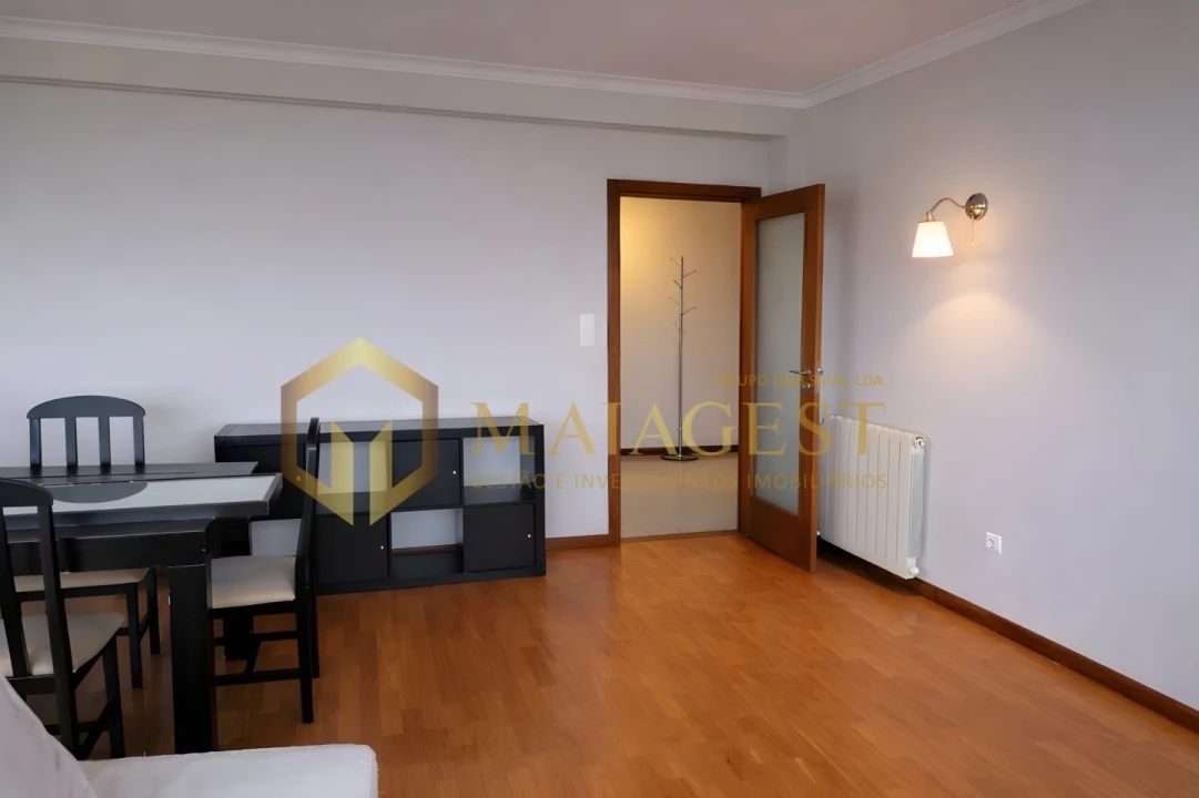 Apartamento T2 para Arrendamento em Moreira Foto 4