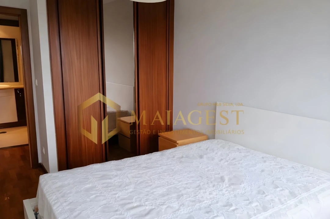 Apartamento T2 para Arrendamento em Moreira Foto 11