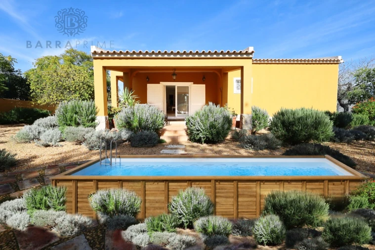 Moradia T4 para Venda em Loule (São Clemente) Foto 1