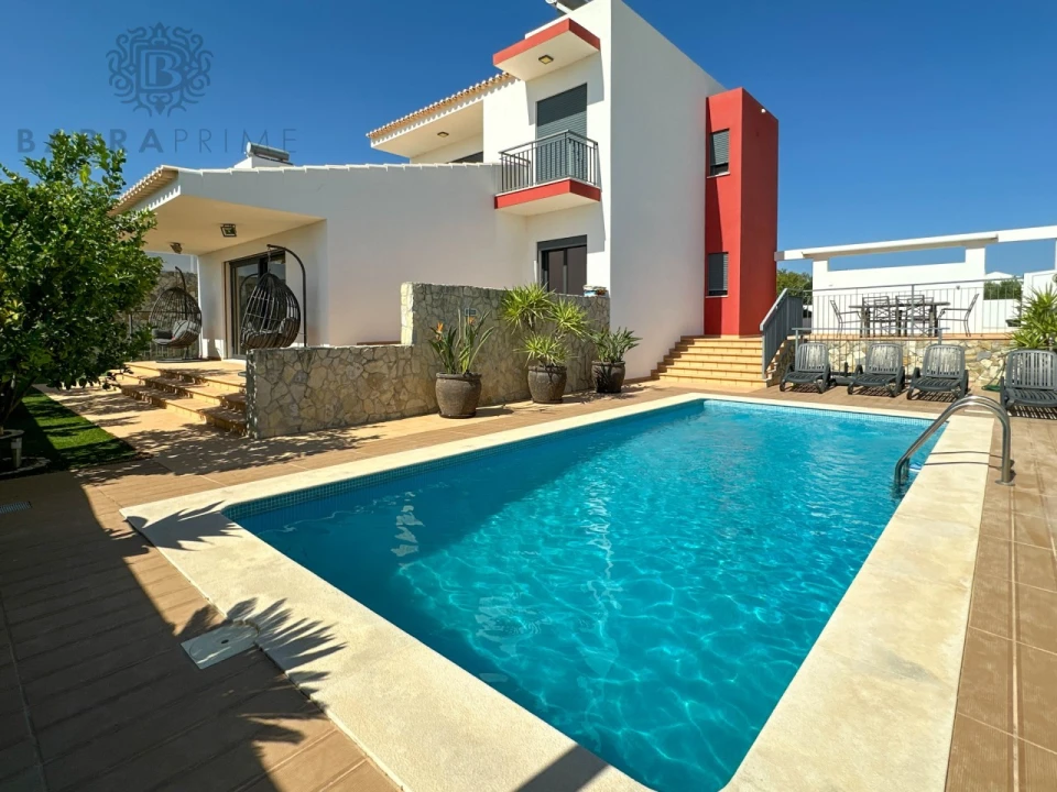 Moradia T4 para Venda em Loule (São Clemente) Foto 1