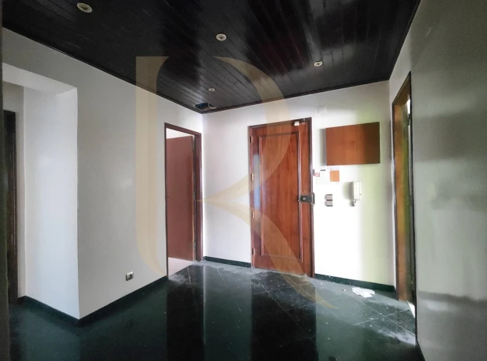 Apartamento T3 para Venda em Almada, Cova da Piedade, Pragal e Cacilhas Foto 9