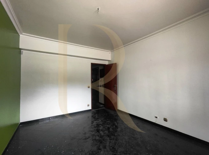 Apartamento T3 para Venda em Almada, Cova da Piedade, Pragal e Cacilhas Foto 13