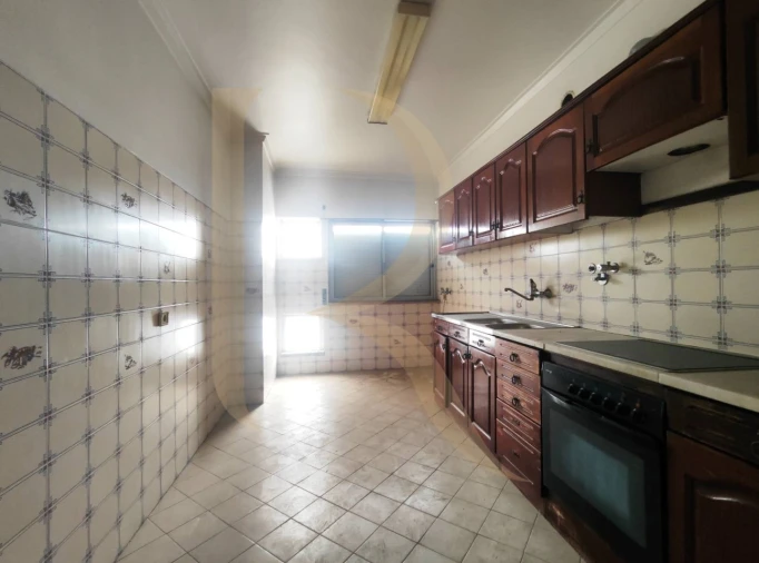 Apartamento T3 para Venda em Almada, Cova da Piedade, Pragal e Cacilhas Foto 22