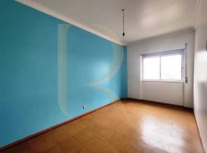 Apartamento T3 para Venda em Almada, Cova da Piedade, Pragal e Cacilhas Foto 28