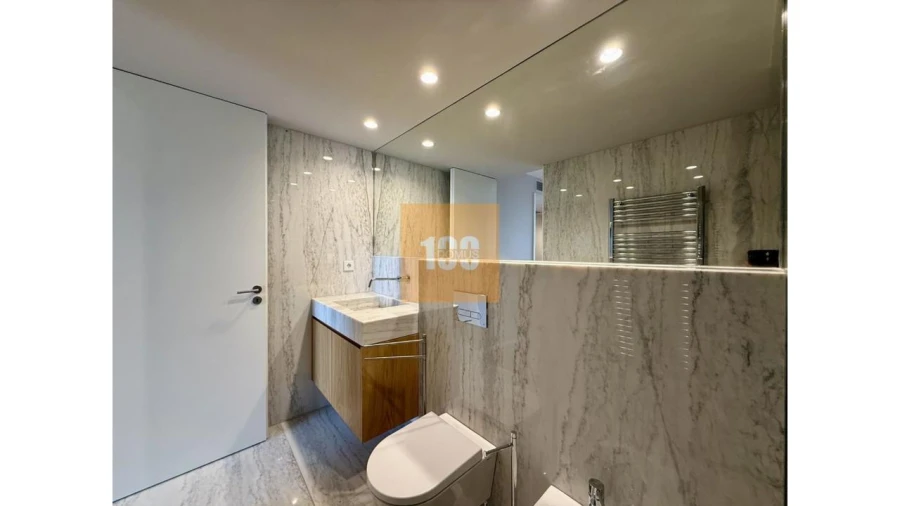 Apartamento T3 para Arrendamento em Aldoar, Foz do Douro e Nevogilde Foto 33