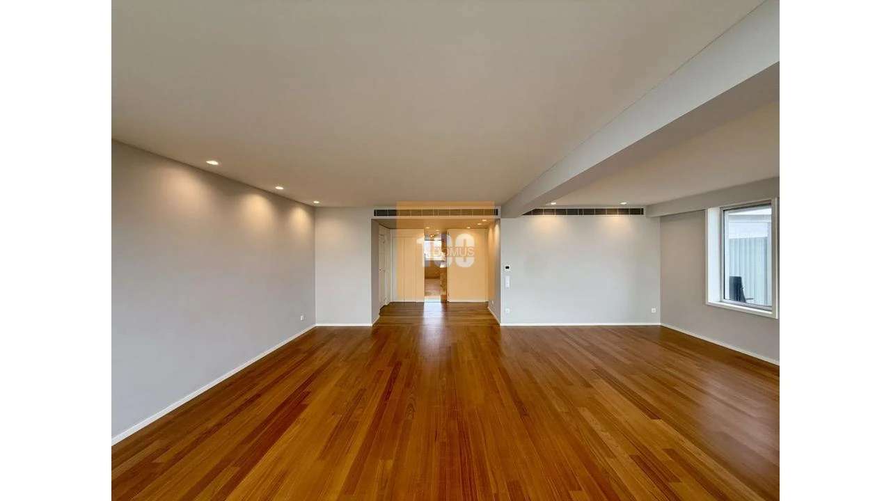 Apartamento T3 para Arrendamento em Aldoar, Foz do Douro e Nevogilde Foto 9