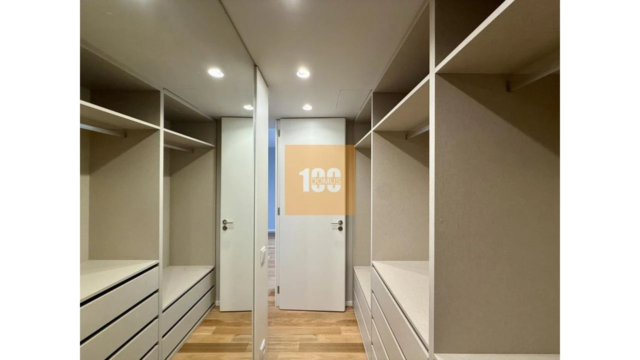 Apartamento T3 para Arrendamento em Aldoar, Foz do Douro e Nevogilde Foto 37