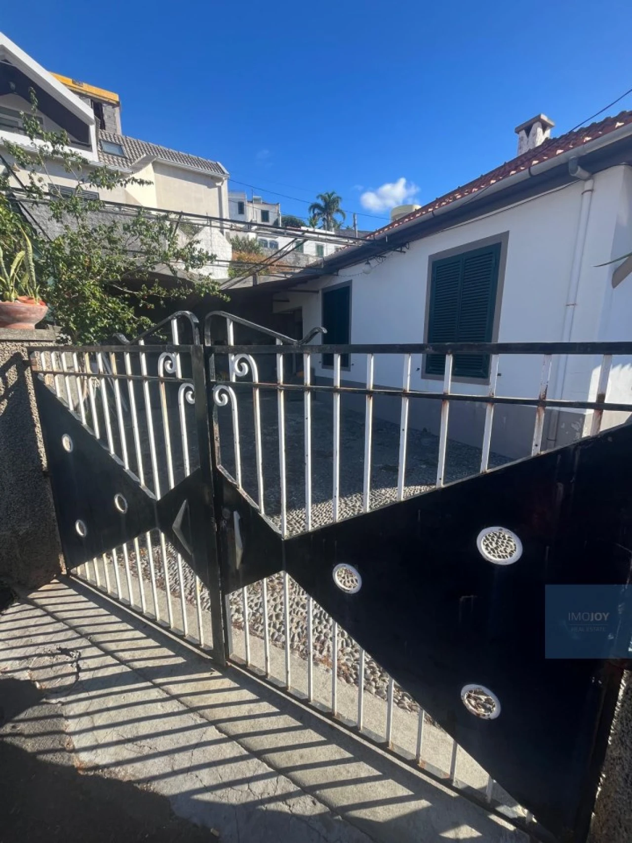 Moradia T5 para Venda em Funchal (Santa Maria Maior) Foto 20