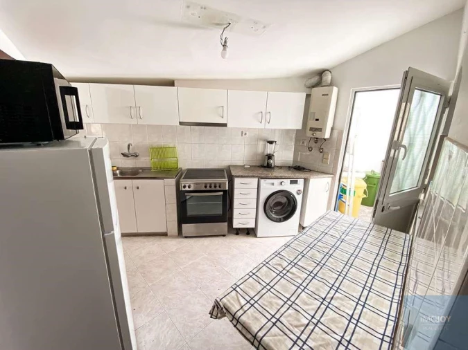 Moradia T5 para Venda em Funchal (Santa Maria Maior) Foto 9