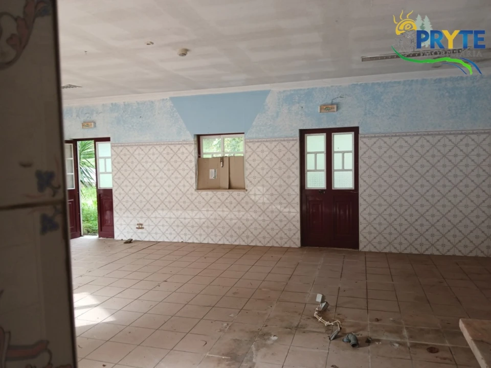 Loja para Venda em Aguda Foto 18