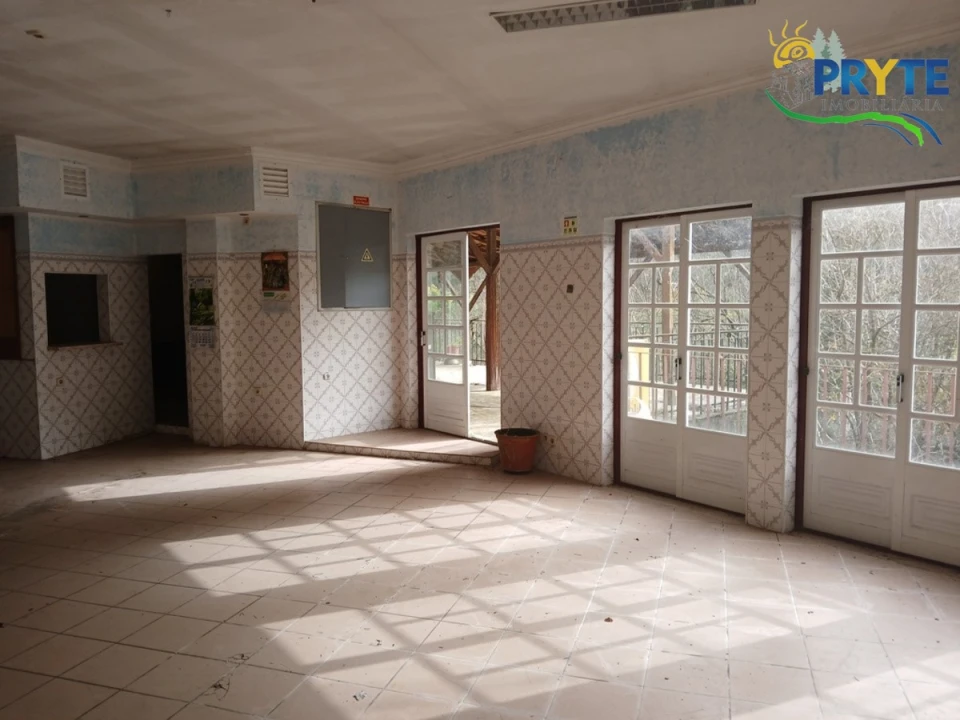 Loja para Venda em Aguda Foto 19