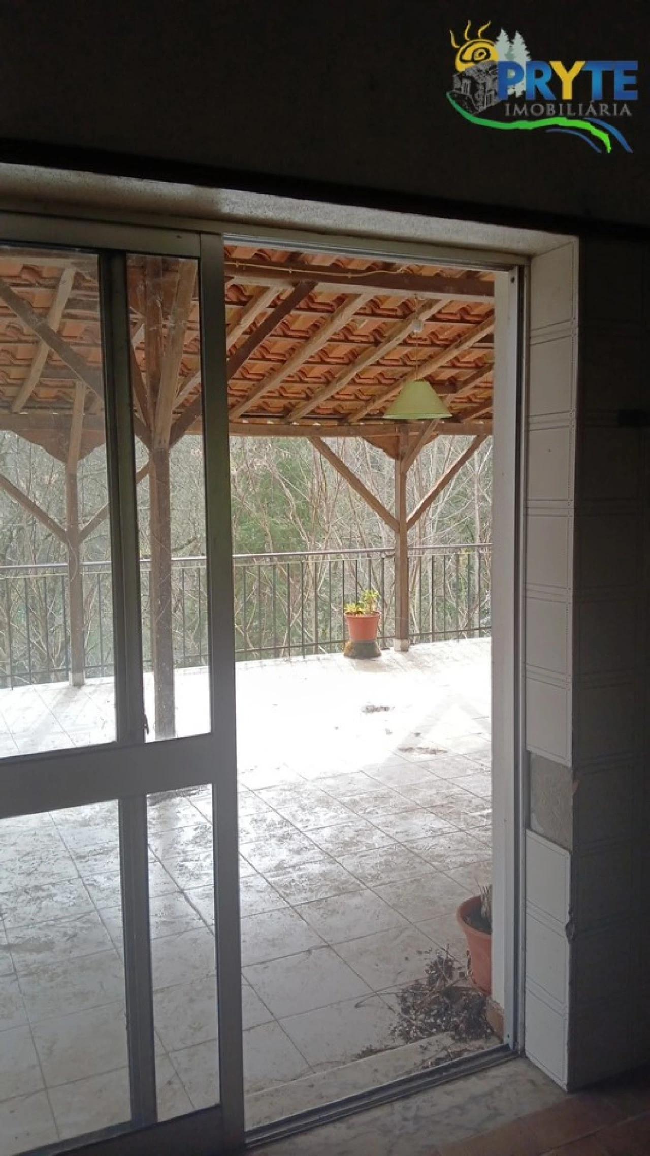 Loja para Venda em Aguda Foto 22