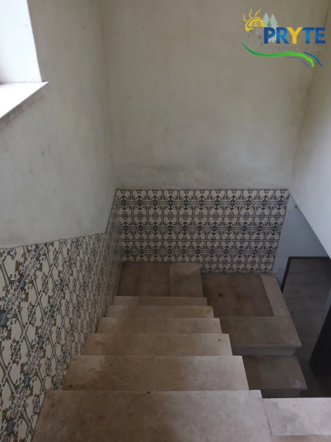 Loja para Venda em Aguda Foto 24