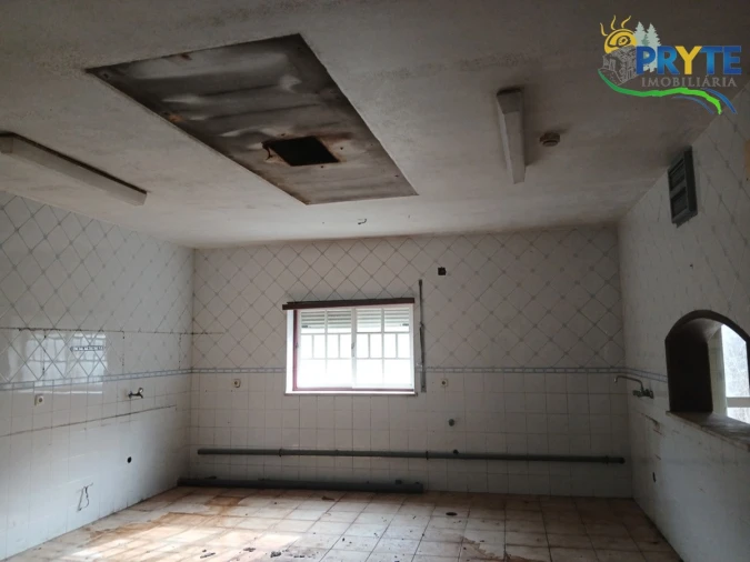 Loja para Venda em Aguda Foto 6