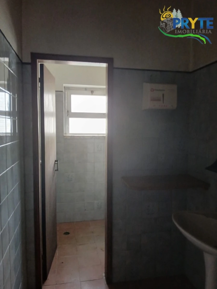 Loja para Venda em Aguda Foto 10