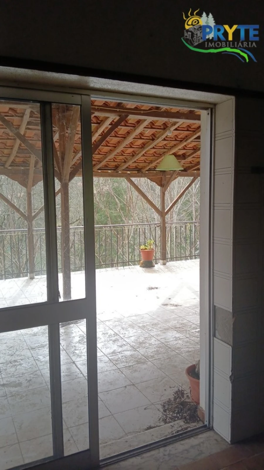 Loja para Venda em Aguda Foto 22