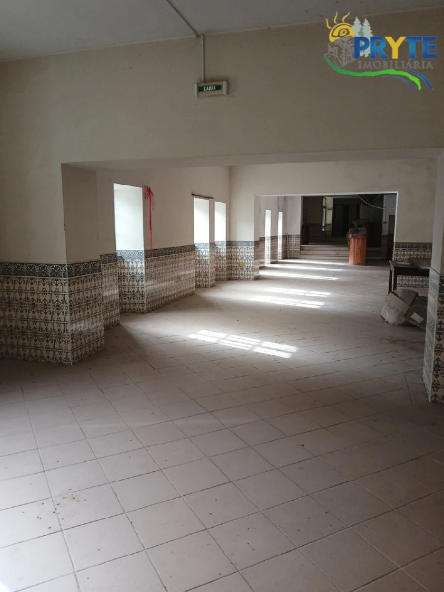 Loja para Venda em Aguda Foto 27