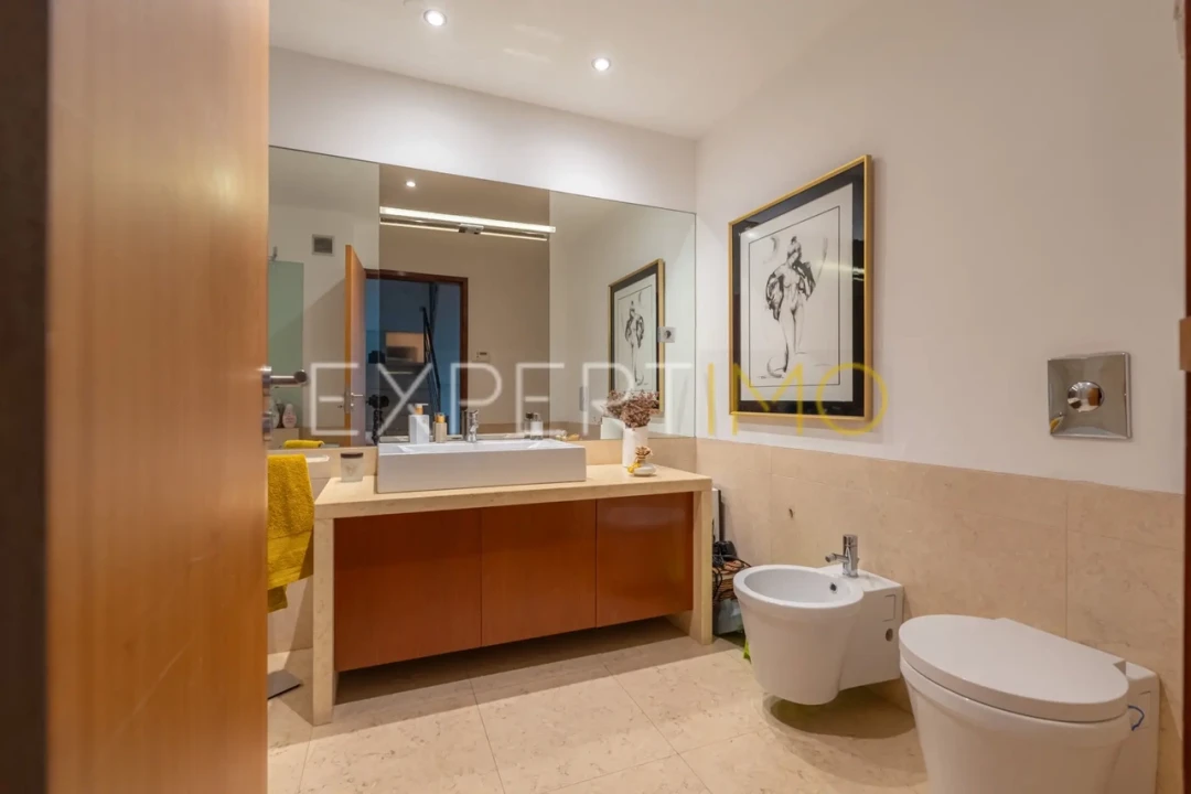 Moradia T4 para Venda em Santo Antonio dos Olivais Foto 21