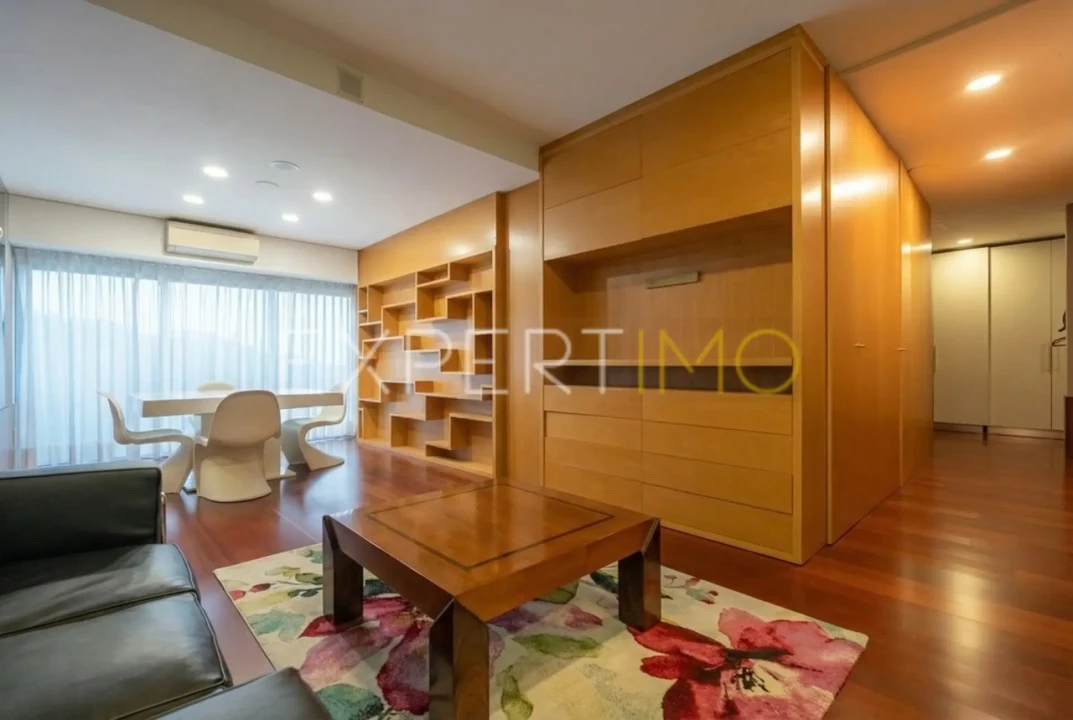 Moradia T4 para Venda em Santo Antonio dos Olivais Foto 35