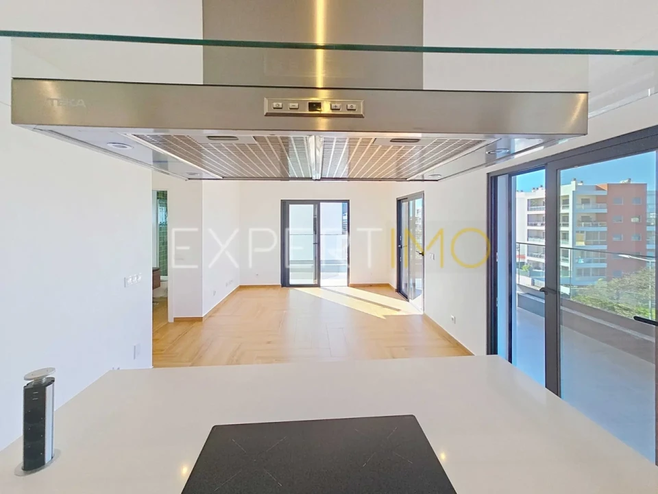 Apartamento T2 para Venda em Portimão Foto 5