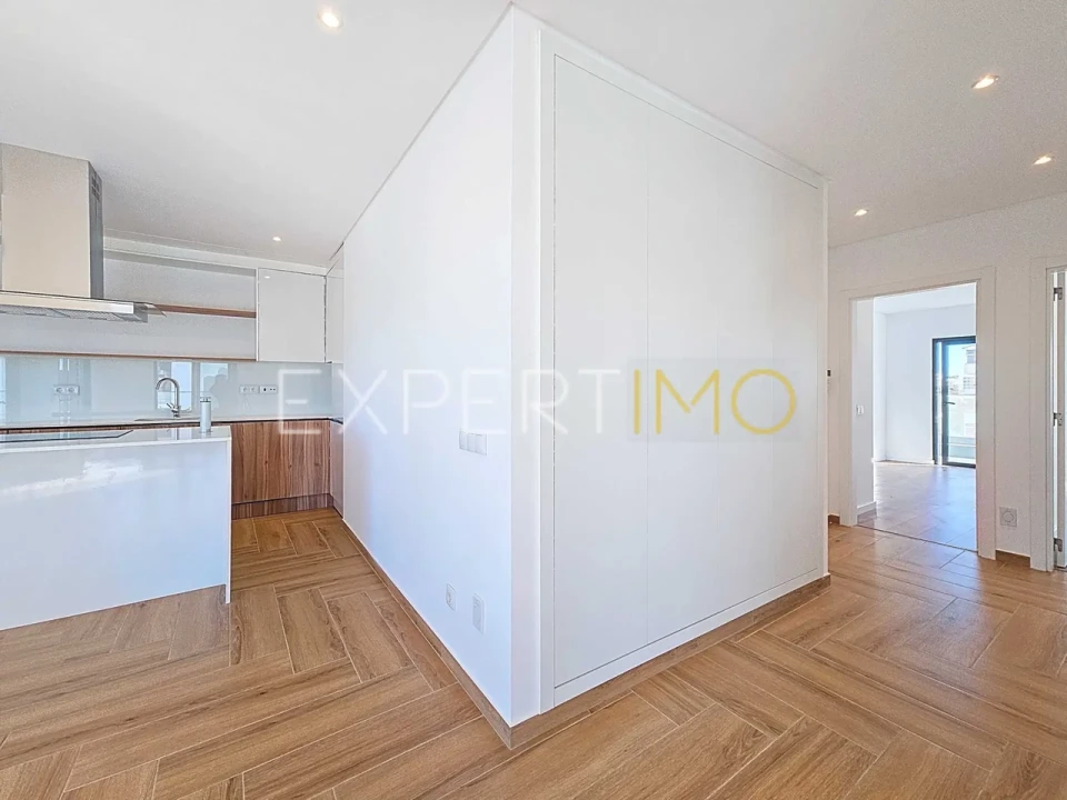 Apartamento T2 para Venda em Portimão Foto 8