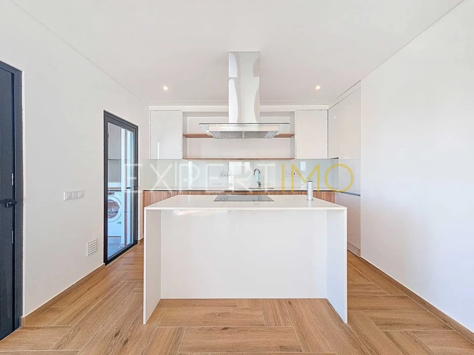 Apartamento T2 para Venda em Portimão Foto 10