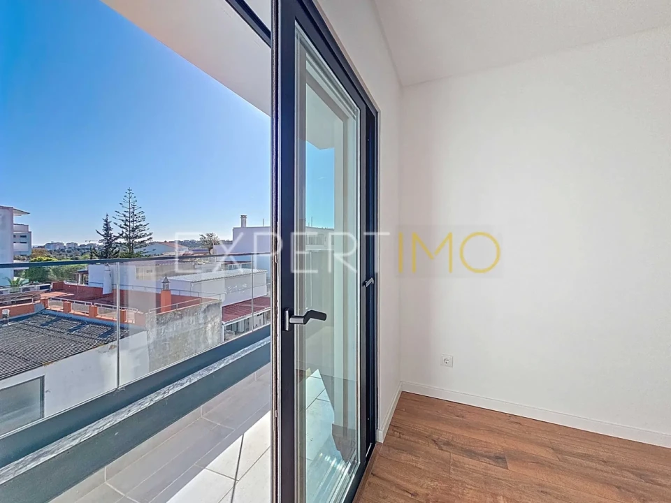 Apartamento T2 para Venda em Portimão Foto 23