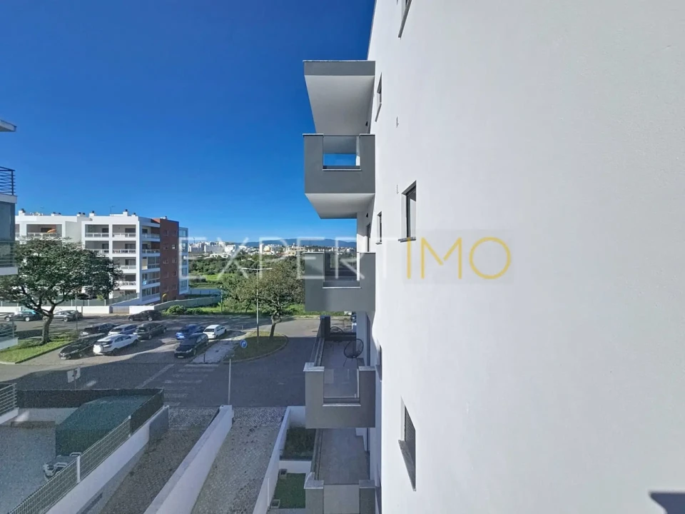 Apartamento T2 para Venda em Portimão Foto 30