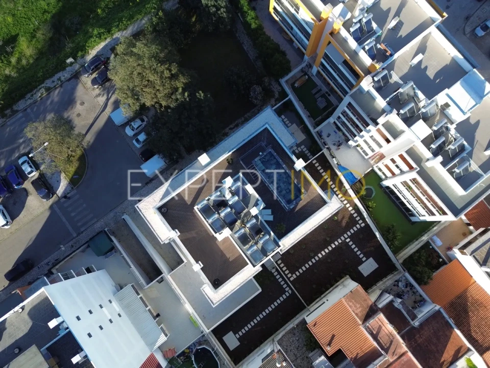 Apartamento T2 para Venda em Portimão Foto 50