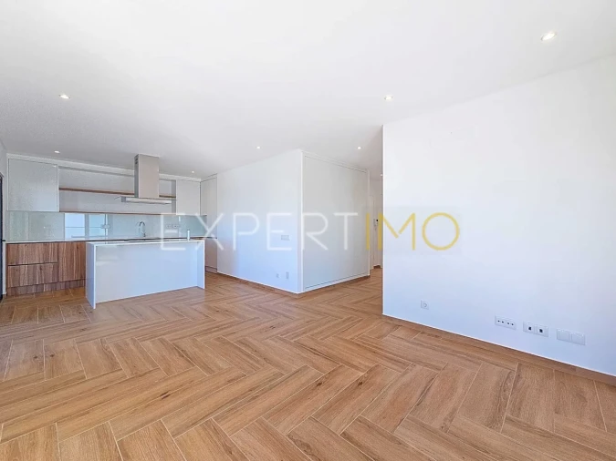 Apartamento T2 para Venda em Portimão Foto 9