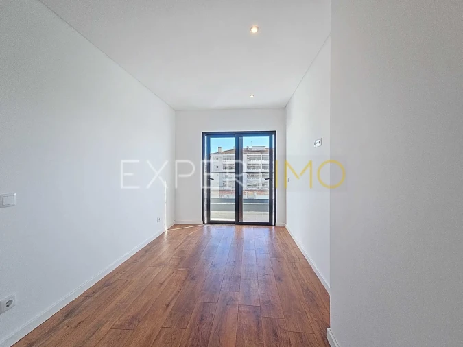 Apartamento T2 para Venda em Portimão Foto 21