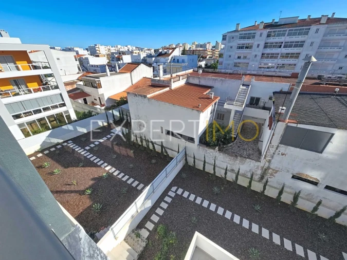 Apartamento T2 para Venda em Portimão Foto 24