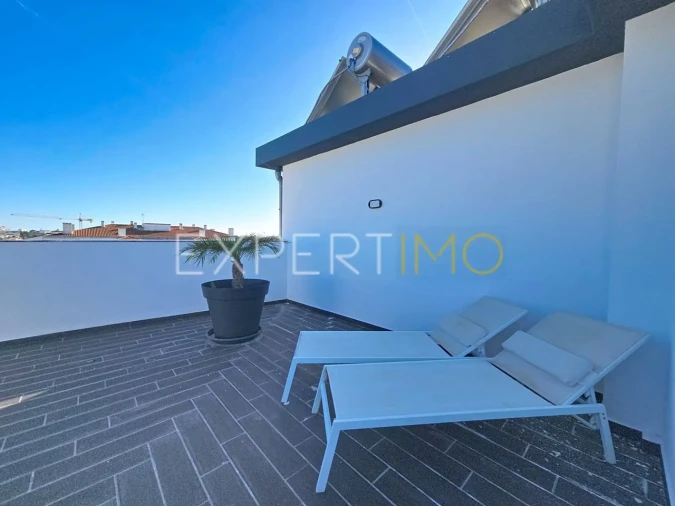 Apartamento T2 para Venda em Portimão Foto 31