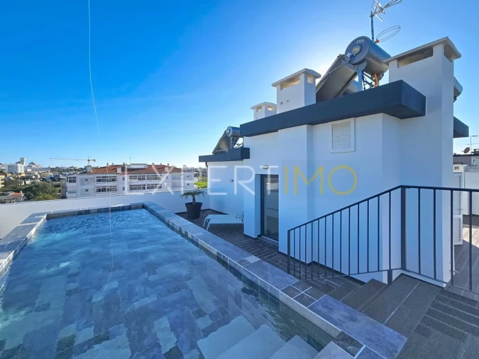 Apartamento T2 para Venda em Portimão Foto 32