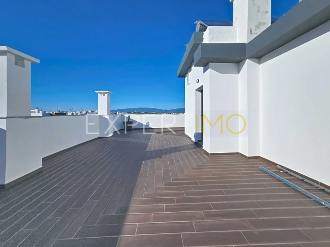 Apartamento T2 para Venda em Portimão Foto 38