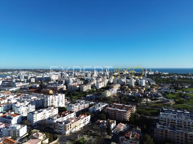 Apartamento T2 para Venda em Portimão Foto 52