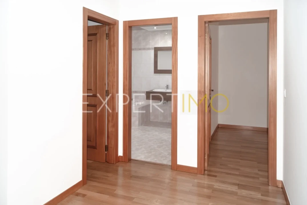 Apartamento T3 para Venda em Pombal Foto 21