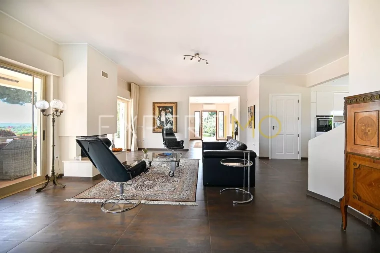 Moradia T3 para Venda em Quelfes Foto 17