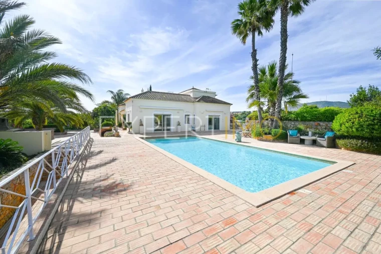 Moradia T3 para Venda em Quelfes Foto 2