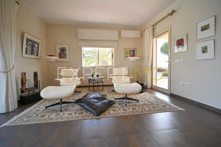 Moradia T3 para Venda em Quelfes Foto 23