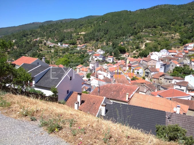 Terreno para Venda em Famalicão