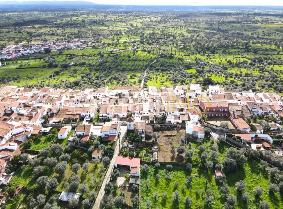 Moradia T2 para Venda em Montalvão Foto 3