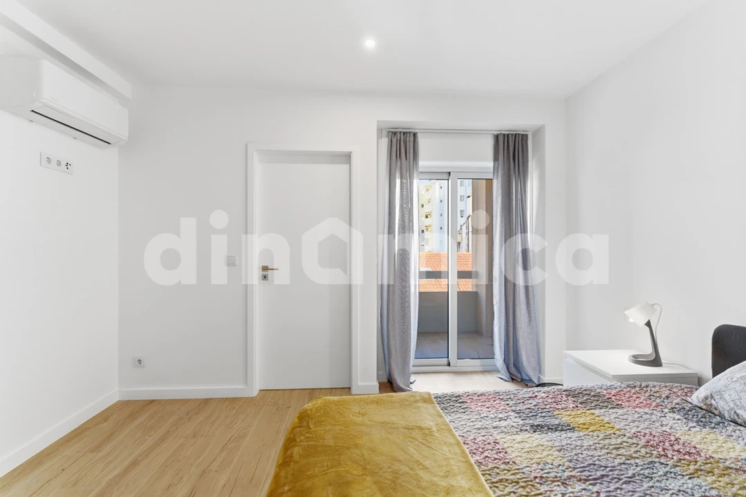 Apartamento T2 para Venda em Vila Nova de Famalicão e Calendário Foto 11