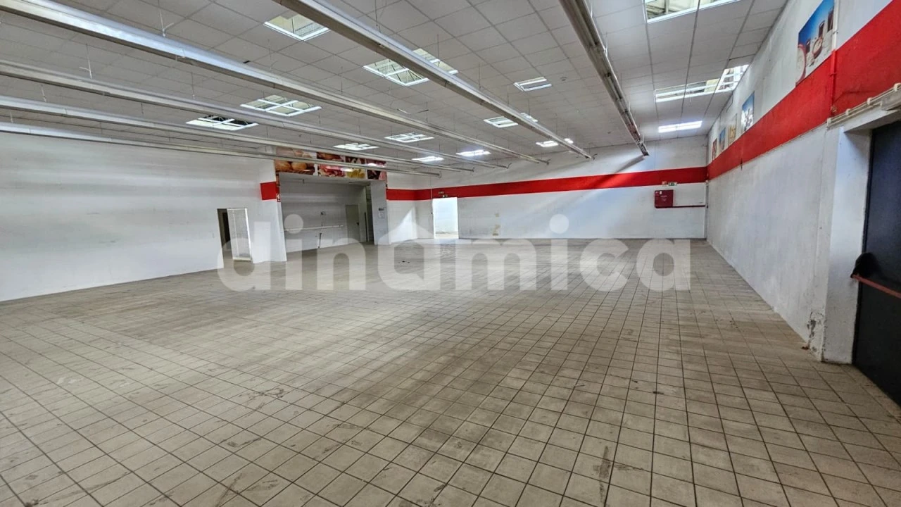 Armazém para Arrendamento em Joane Foto 20